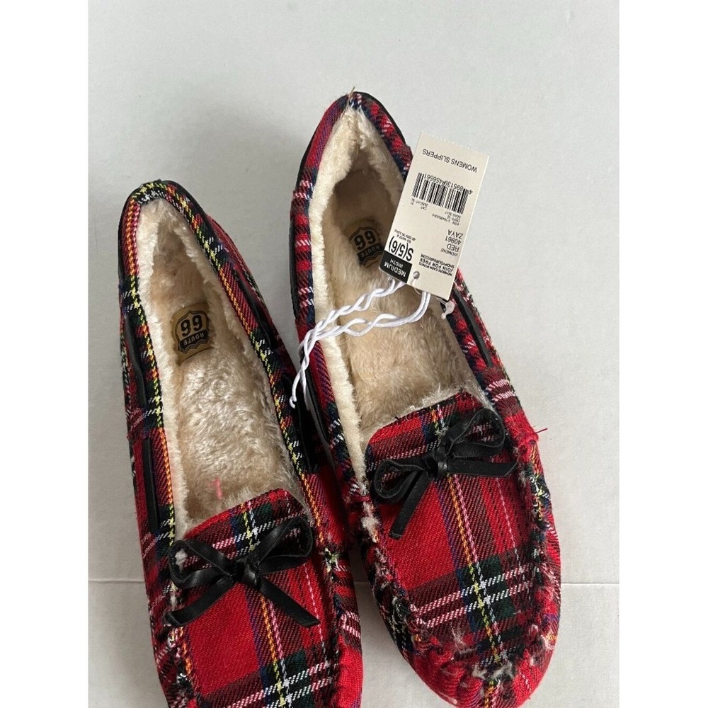 Route 66 Sz S women's moccasin‎ slippers red plaid faux fur lining shoes